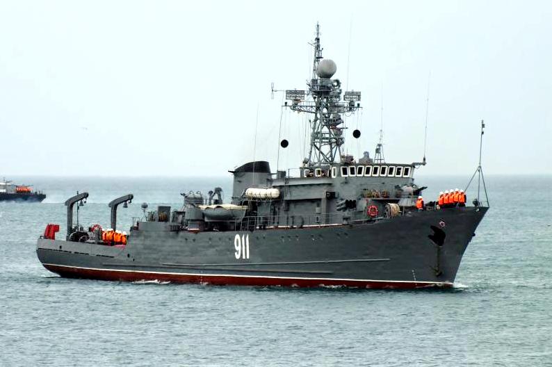 Что искали корабли НАТО возле российского тральщика в Сирии?