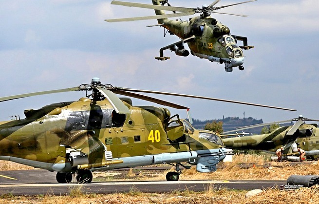 Террористы нанесли удар по авиабазе с вертолетами ВКС РФ в Сирии