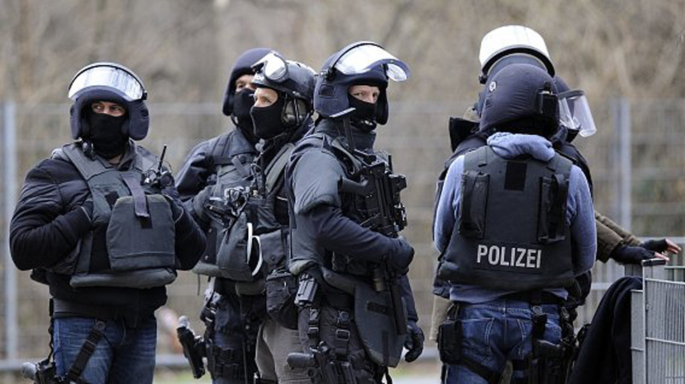 На Новый год полицию Берлина вооружат пулеметами
