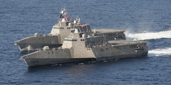ВМФ США обвиняют в краже идеи скоростного тримарана