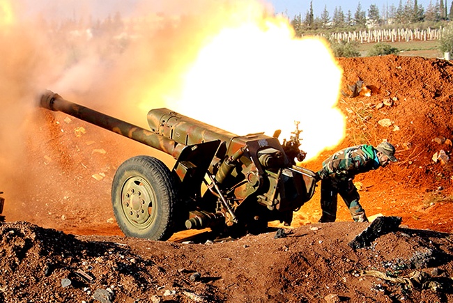 Сирийские артиллеристы снесли позиции ИГ к северу от Кувейриса