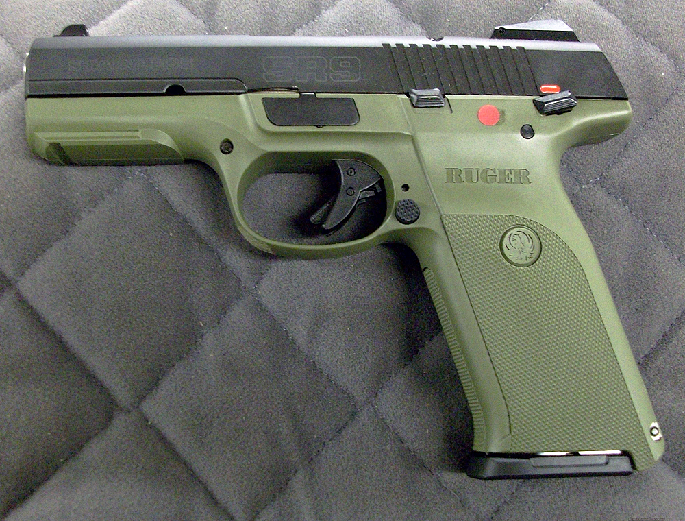 Пистолет Ruger SR9