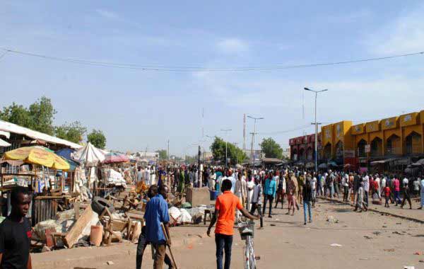 Разъяренная толпа линчевала террористку в нигерийском Майдугури