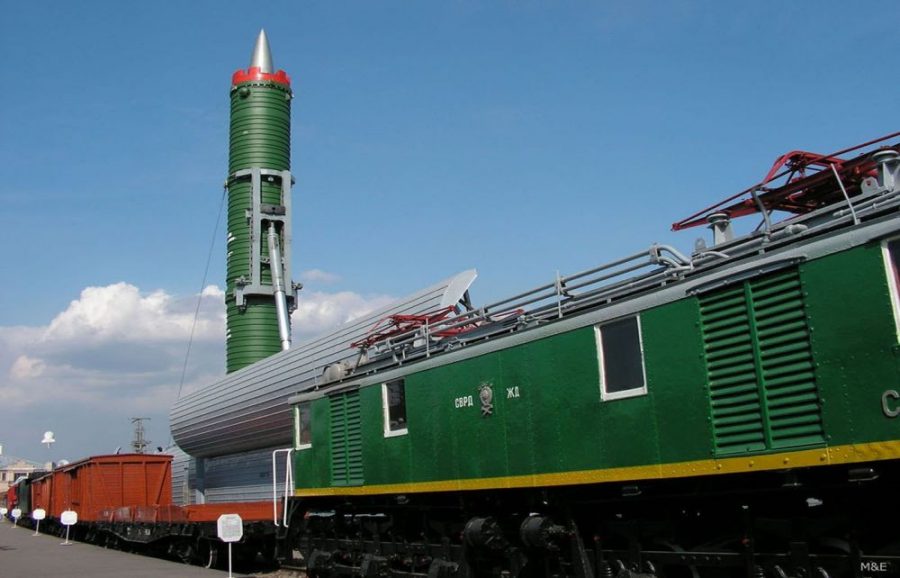 Китай купил у Украины «ракетный поезд»