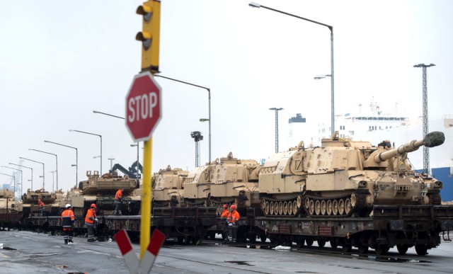 Американские танки у российских границ. Это – впервые в истории
