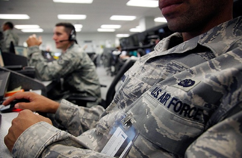 Русский след: солдат в США готовят к кибервойне