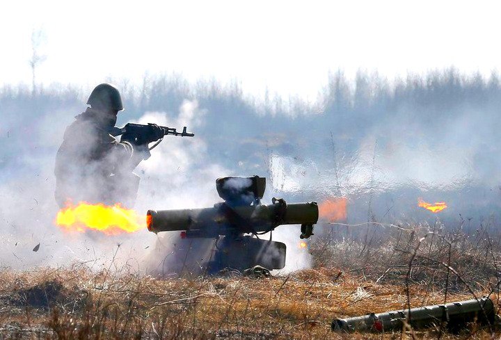 Под Горловкой просвистели ракеты: ВСУ обстреляли поселок Зайцево из ПТУРов