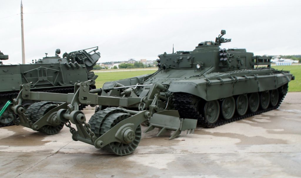 Бронированный «зверь»: Российская армия взяла на вооружение «Вепря»