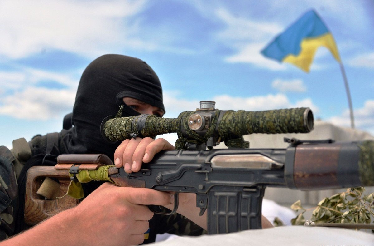 Киев хочет больше крови: на Донбасс прибыли снайперы ВСУ