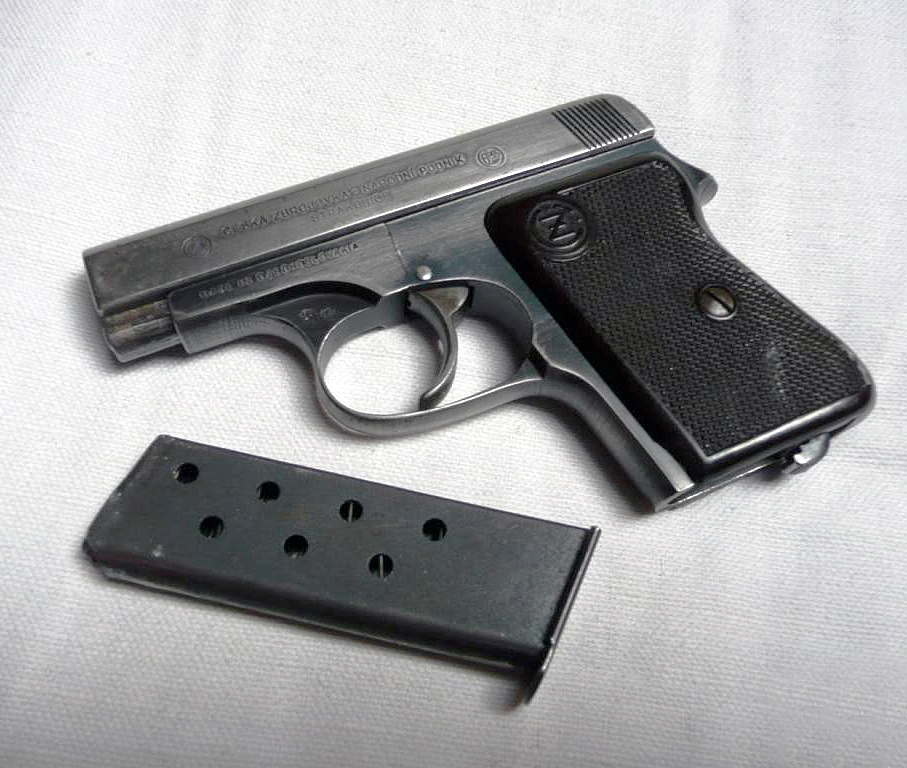 Чешский карманный пистолет CZ 45