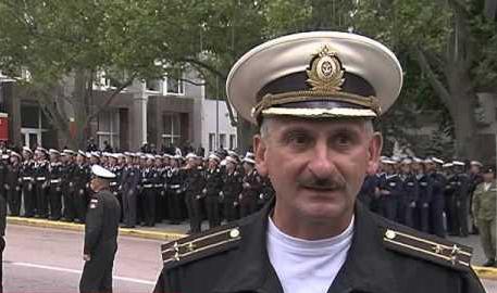 Капитан Трухачев хвастается достижениями морской авиации ЧФ