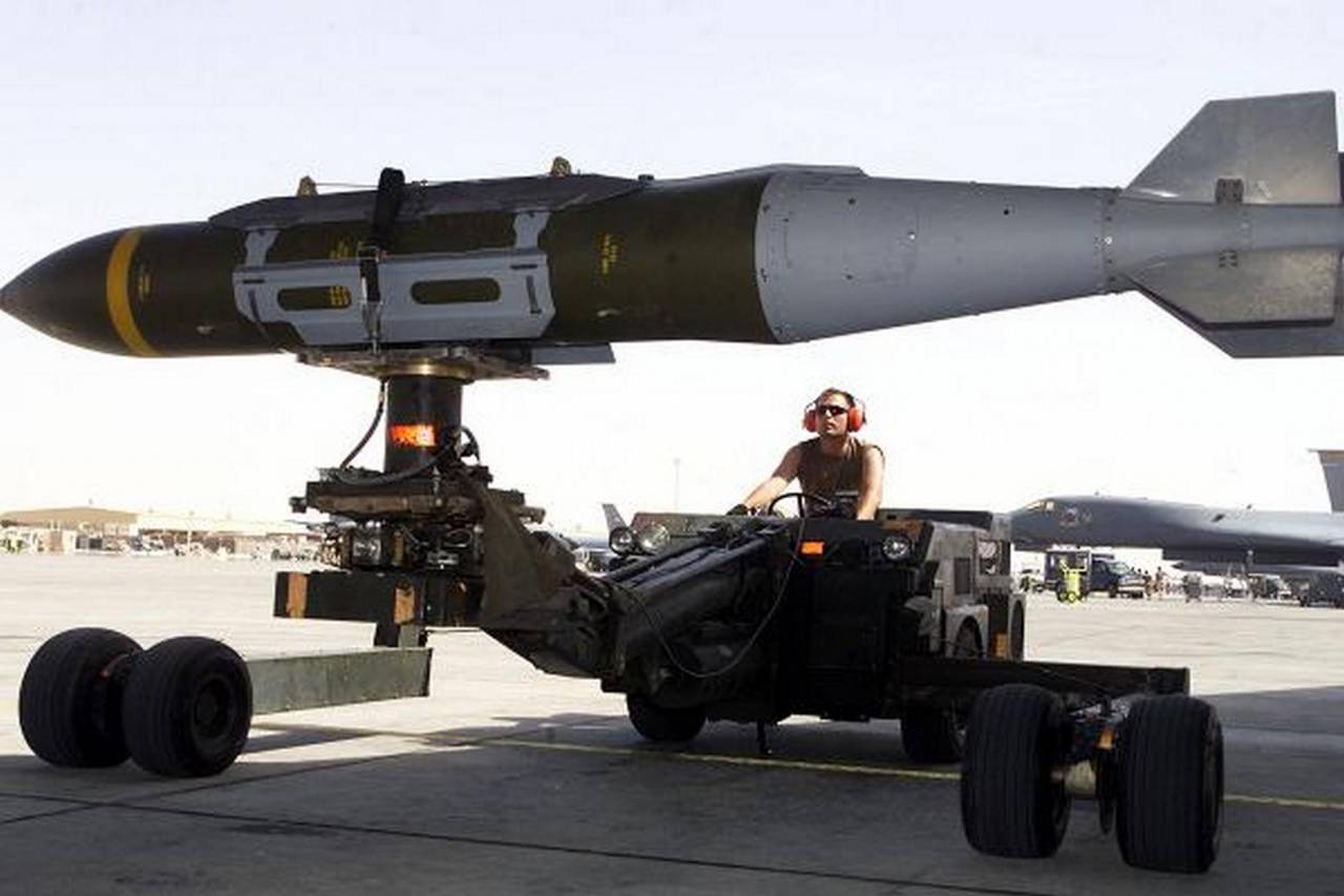 «JDAM» для «Супер Хорнетов» ВВС Кувейта - подготовка к войне с Ираном