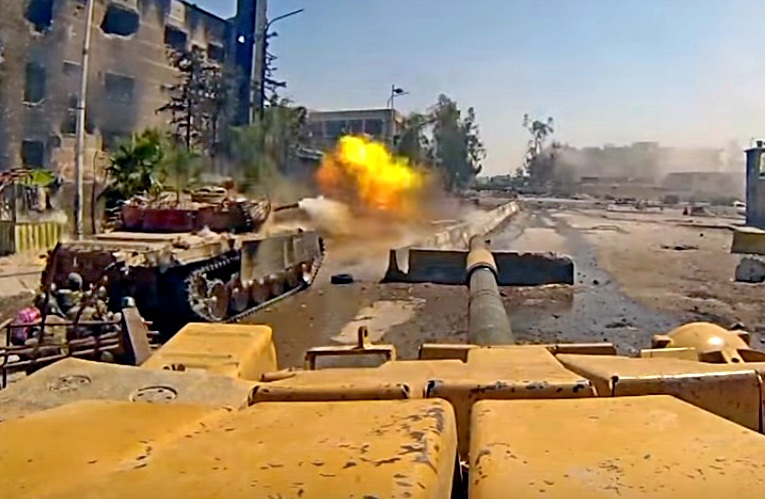 Эффектное наступление сирийских танков попало на видео