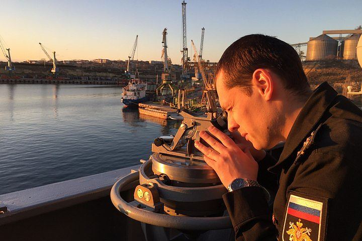 Александр Богомолов: Если откажут приборы, выведу корабль по звездам