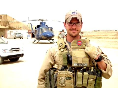 Наёмник Blackwater о русской армии: могут сбить самолёт сапёрной лопаткой Наёмник Blackwater о русской армии: могут сбить самолёт сапёрной лопаткой