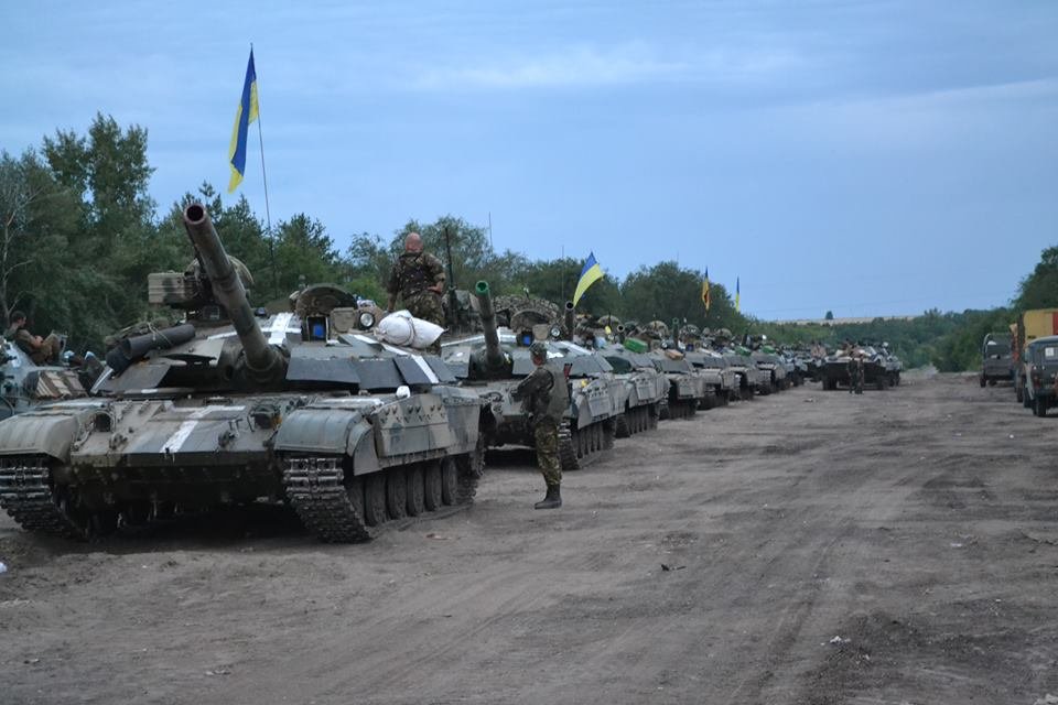 Киевские силовики продолжают обстрел ЛНР
