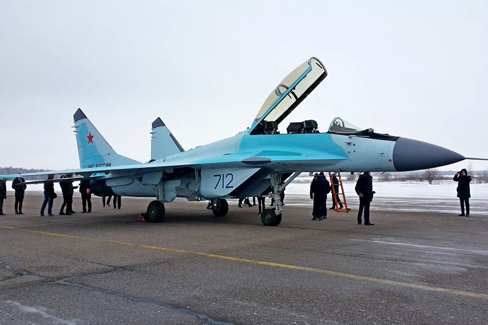 "Точка опоры" авиации России: на что способен истребитель МиГ-35