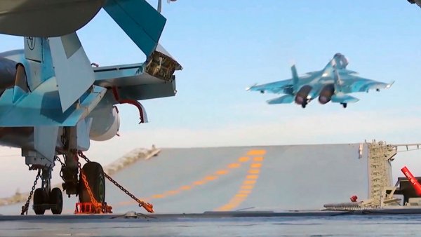 Адмирал «Кузнецов»: от верфи до Алеппо