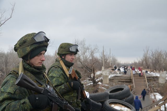 Нарушители соглашения: ВСУ не отходят от Станицы Луганской