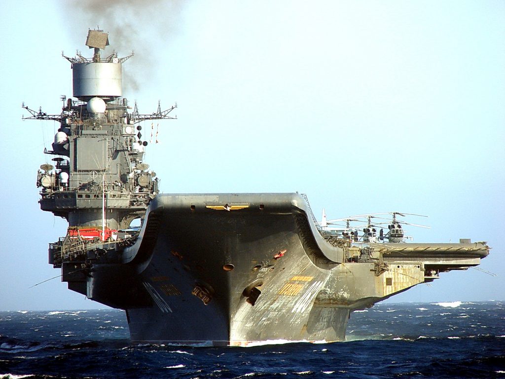 Не «Кузнецовым» единым: ВМФ совершил рекордное количество походов в 2016