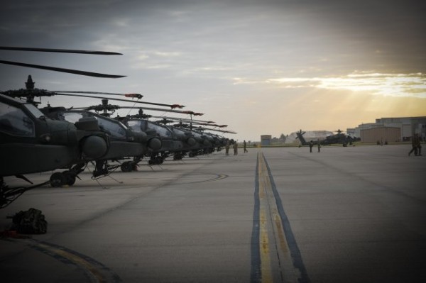 24 «убийц танков» AH-64 Apache направляют против России