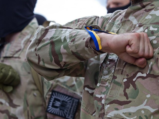 «Боязнь Россией Украины»: украинским ВСУ хотят потягаться с армией Россией