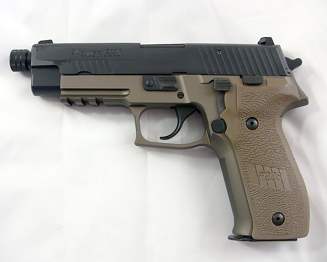 Пистолет SIG-Sauer P220 Combat