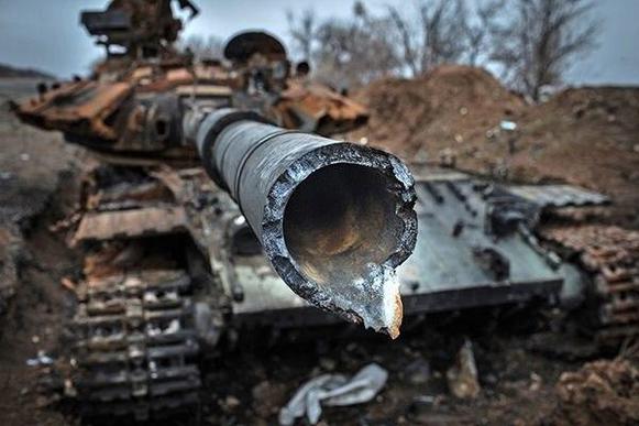 Горящие танки ВСУ: бронетехника ополчения преподаст урок украинским войскам