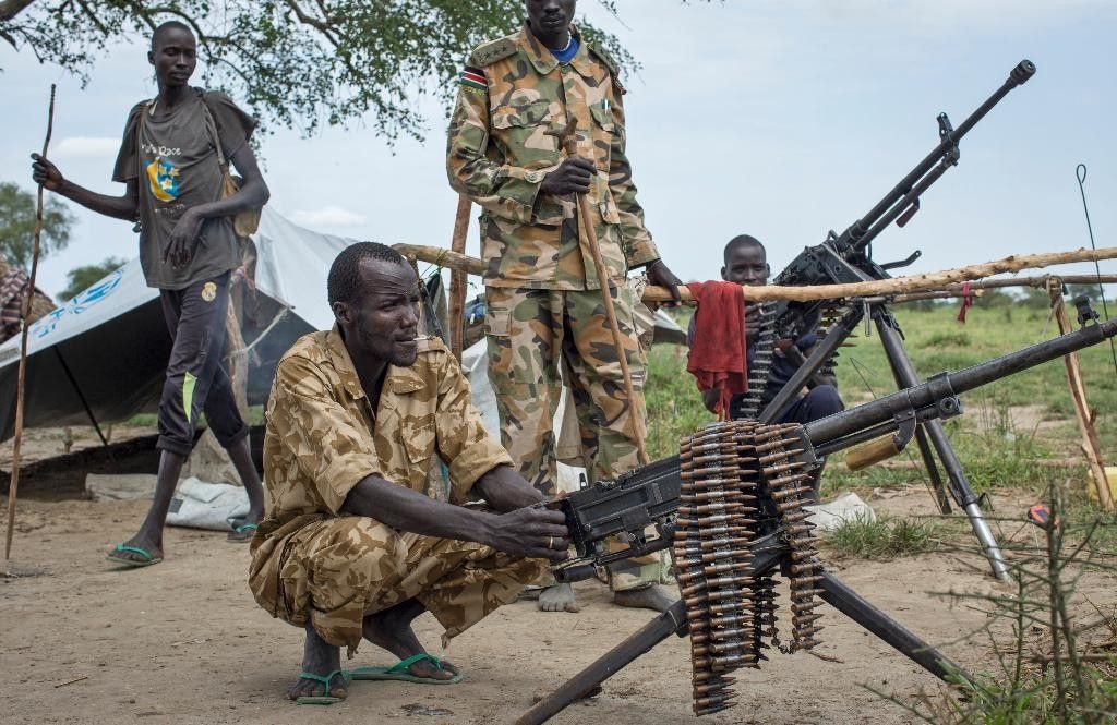Южный Судан бомбит повстанцев не щадя население