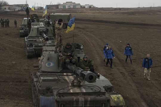 Киев атакует Донбасс в ночь со вторника на среду