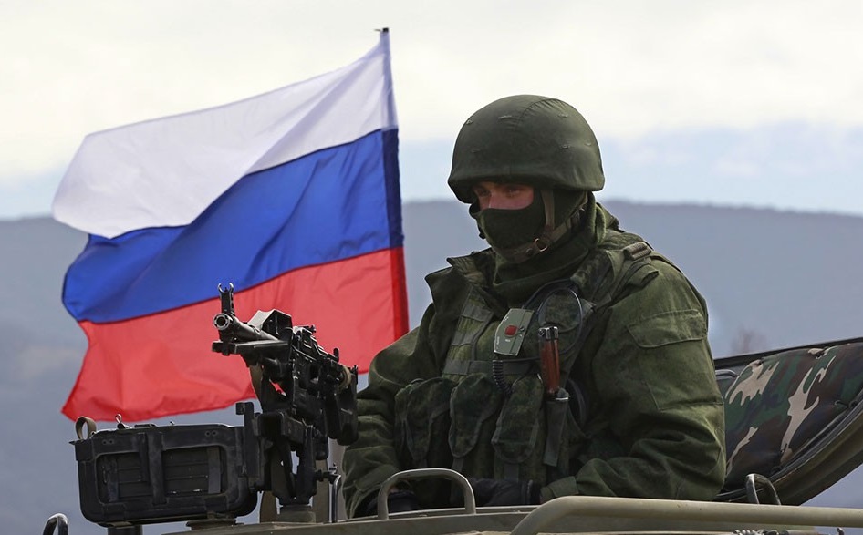 Крымская весна: зачем тысячи российских солдат были подняты по тревоге