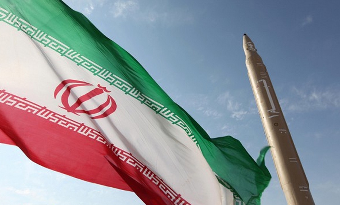 Иран испытал новейшую баллистическую ракету для поражения морских целей