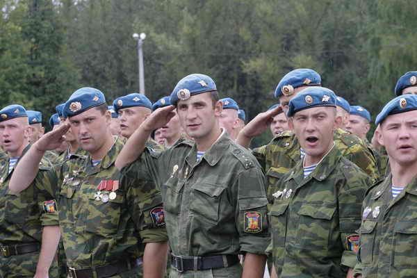 Из николаевской 79-й бригады массово увольняются десантники