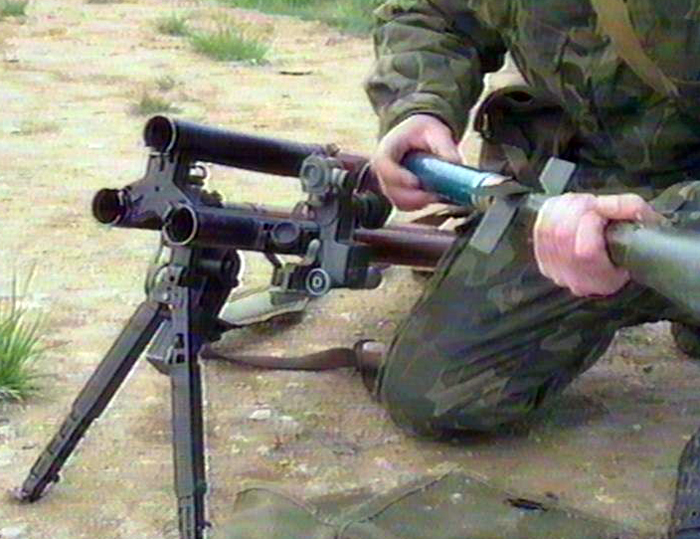 Румынский трехствольный гранатомет AGI 3x40