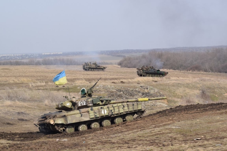 Хроника Донбасса: теракт в центре Донецка, ВСУ переходят к «активной фазе»