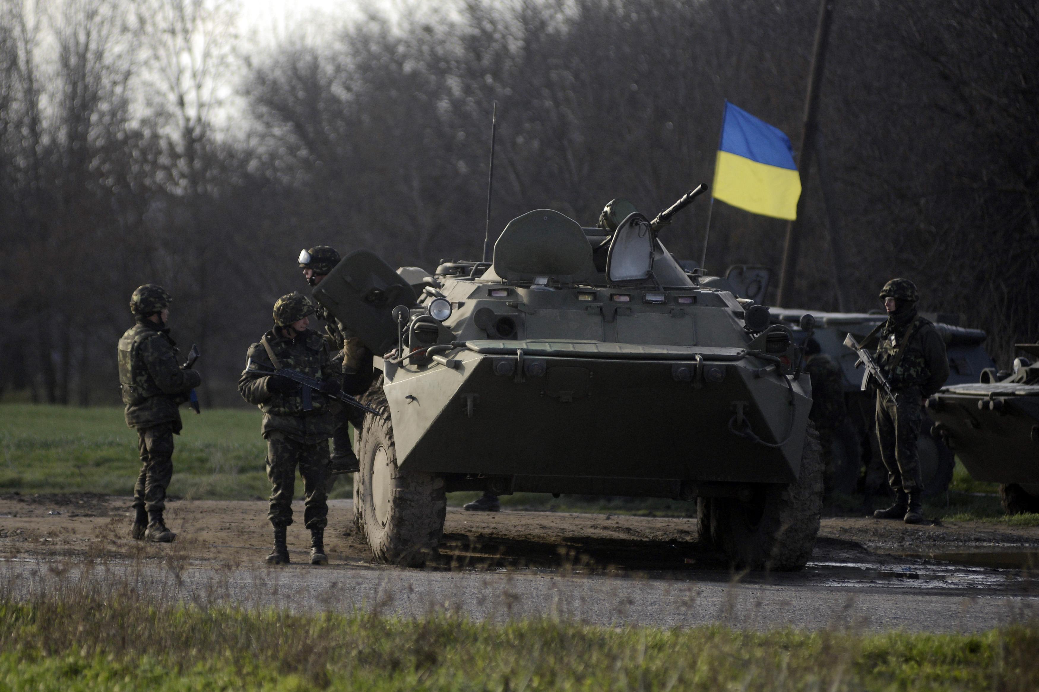 «Ветераны АТО» перегнули палку: Киев начал силовой разгон блокады Донбасса