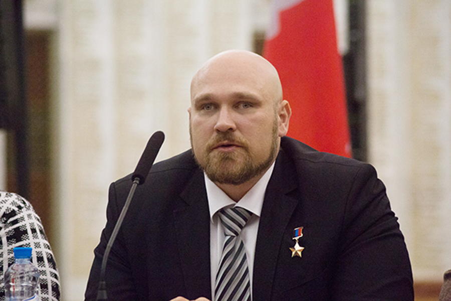 Экс-глава МГБ ДНР Андрей Пинчук рассказал, как Стрелков бежал с Донбасса Экс-глава МГБ ДНР Андрей Пинчук рассказал, как Стрелков бежал с Донбасса