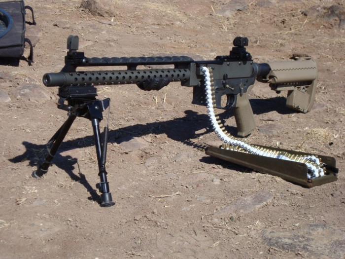 Razorback 22LR – превращаем AR-15 в мелкокалиберный пулемет