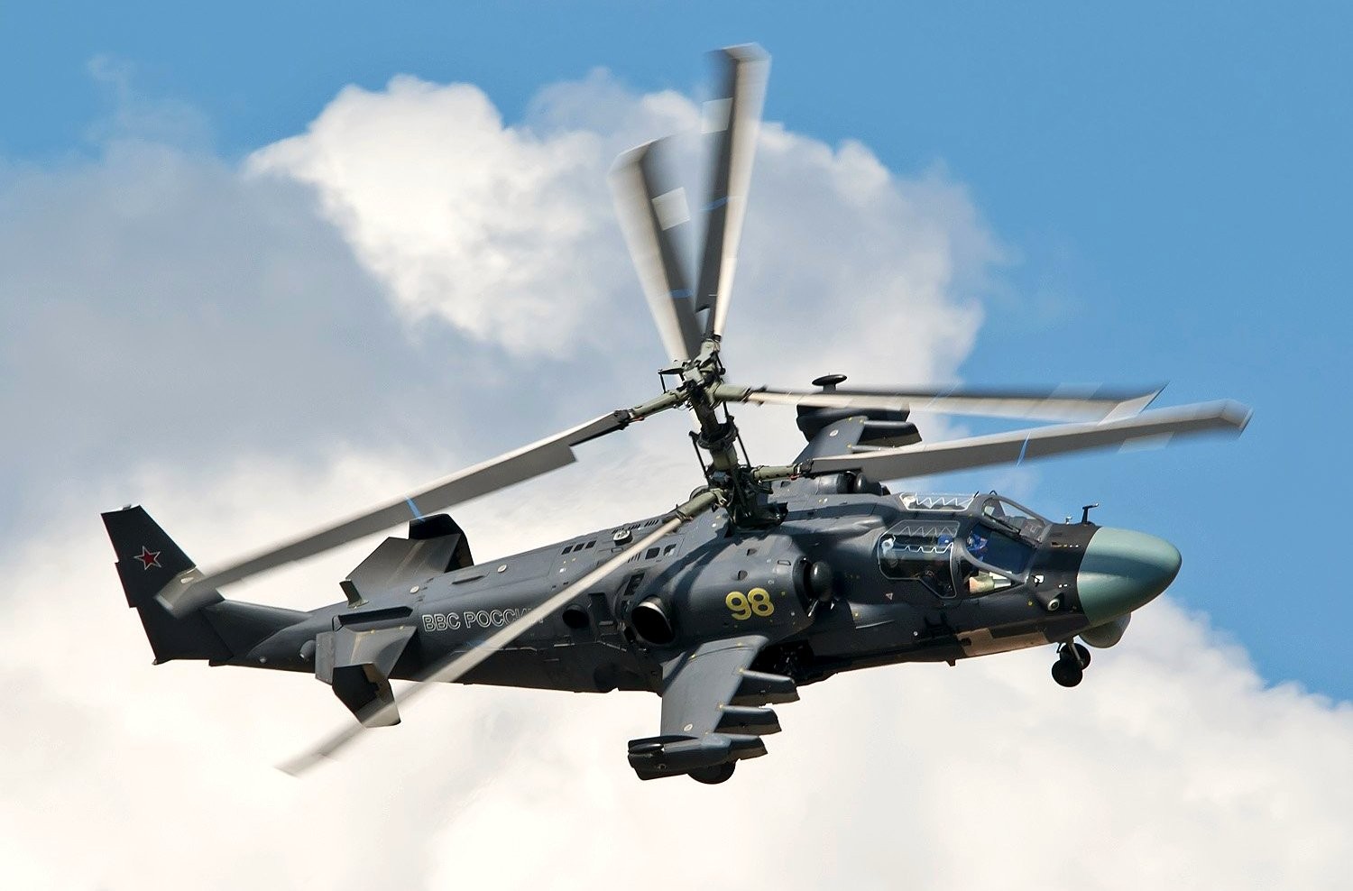 Экспорт «Аллигатора»: Россия отправит Ка-52 за рубеж в 2017