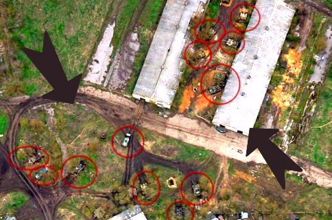 Враг у ворот: аэроразведка засекла 25 танков и 5 САУ «Акация» у границ ДНР