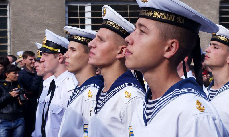 Украинские моряки жалеют, что спели гимн, а могли бы умереть за Крым