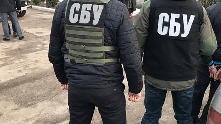 СБУ задержала двух офицеров ВСУ, сотрудничавших с ДНР и ЛНР