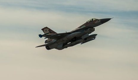 Израильские ВВС нанесли удары по Сирии одновременно с ВМС США