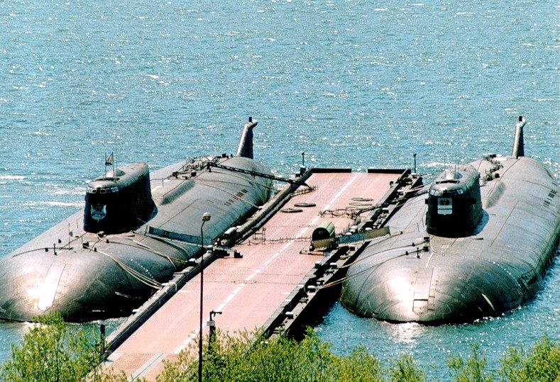 База ВМФ РФ в Тартусе готовится принять российские подлодки