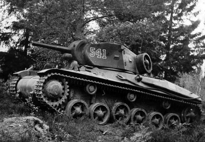 Условно тяжелый. Средние танки Strv m/42. Швеция Условно тяжелый. Средние танки Strv m/42. Швеция