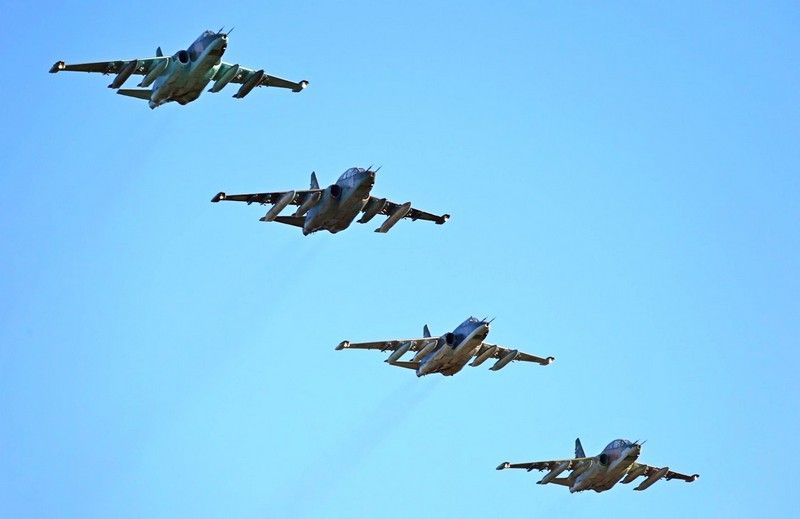 Шок и трепет: ВКС РФ уничтожили сотни боевиков из воздушного пространства Турции