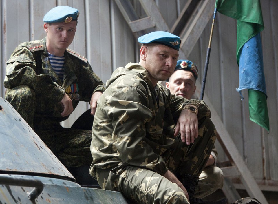 Группа военных. Группа военных фото. Фото на боевую группу. Общие фото солдат Луганской области. Ограниченная группа военных