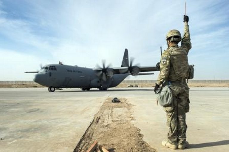Базы США в Сирии: «комбинированный аналог» турецкому «Инджирлику» Базы США в Сирии: «комбинированный аналог» турецкому «Инджирлику»