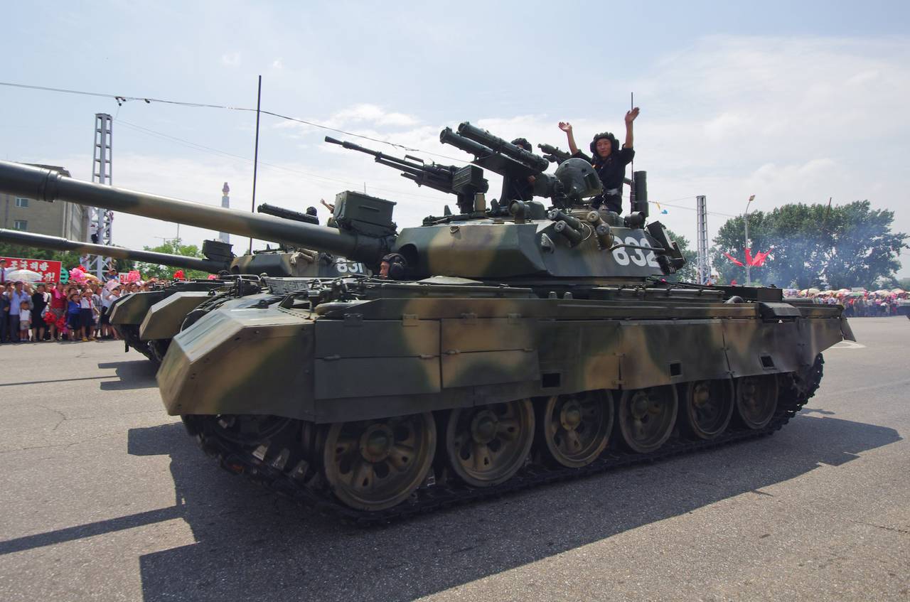 В КНДР показали новейший танк «Чонма-216» с копией российского вооружения