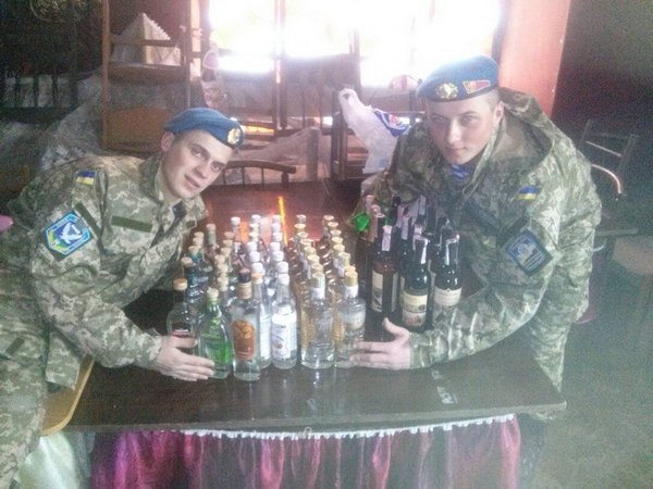 Порошенко предал солдат ВСУ и алкогольное братство